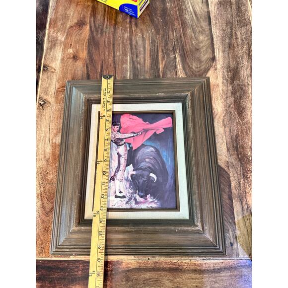 Vintage Dramatic Matador Rico Tomaso Red Cape Velvet Gold Wood Frame - Picture 3 of 6